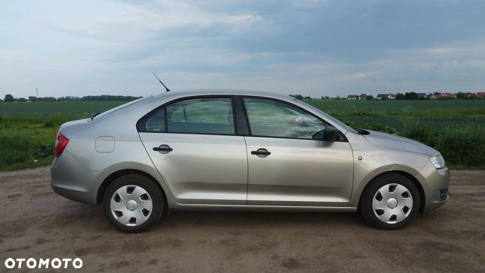 Skoda RAPID - 7