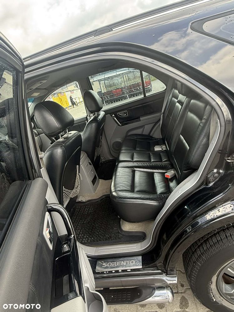 Kia Sorento 3.5 V6 - 6