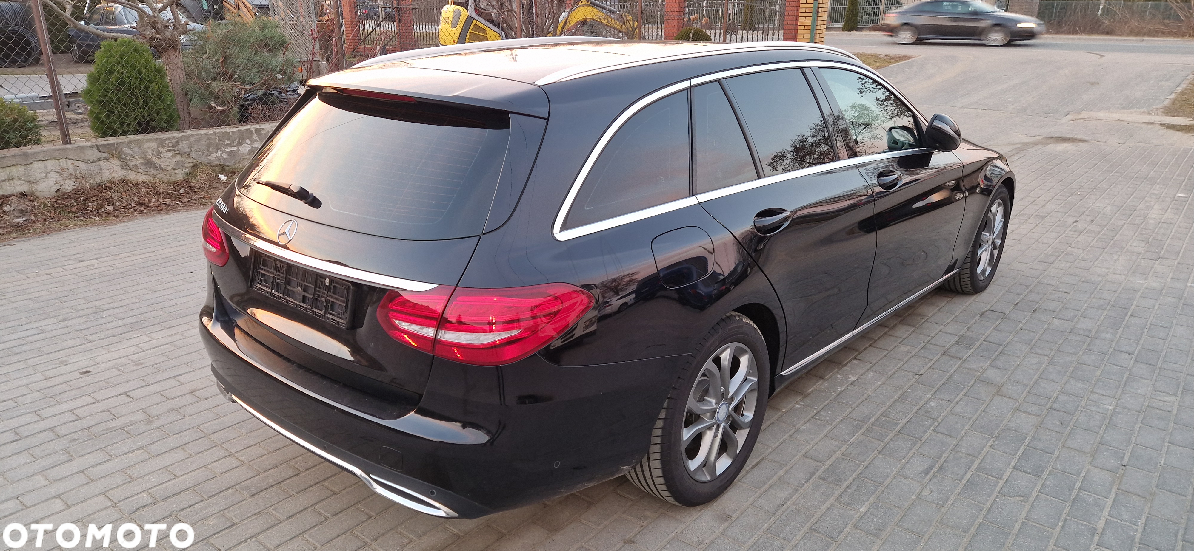 Mercedes-Benz Klasa C 220 d T 9G-TRONIC Avantgarde - 7