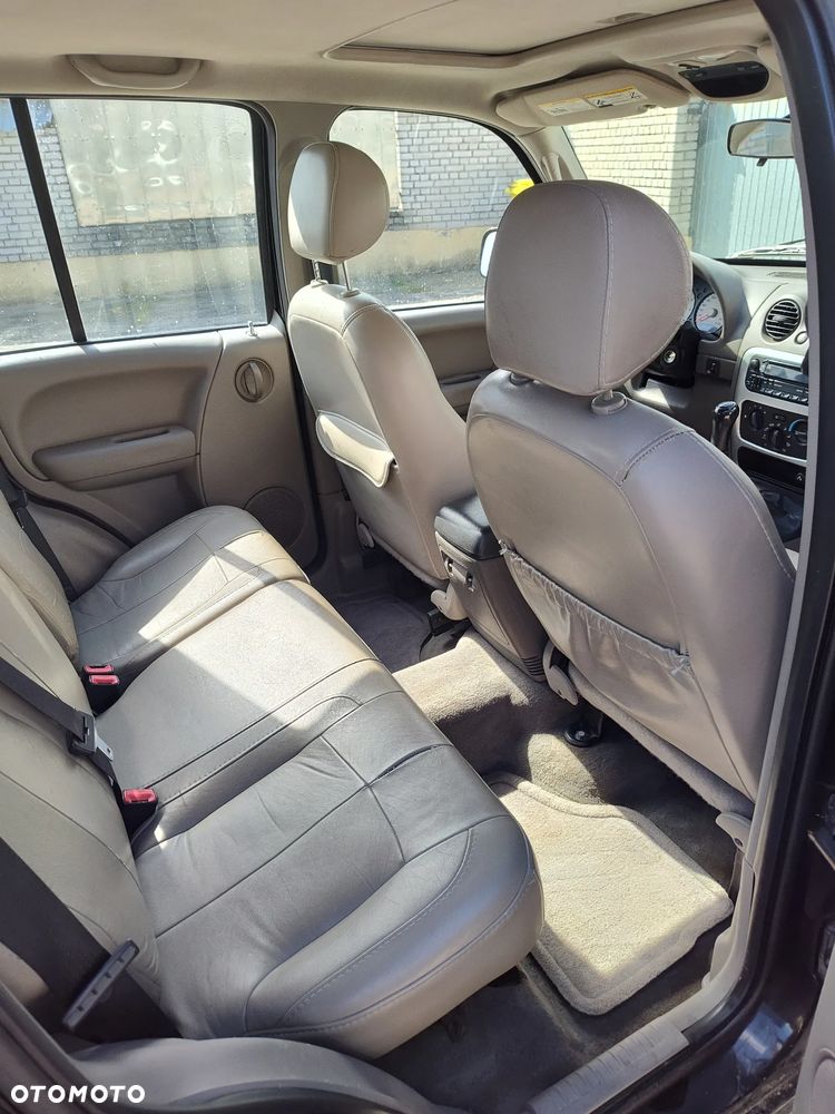 Jeep Cherokee - 11