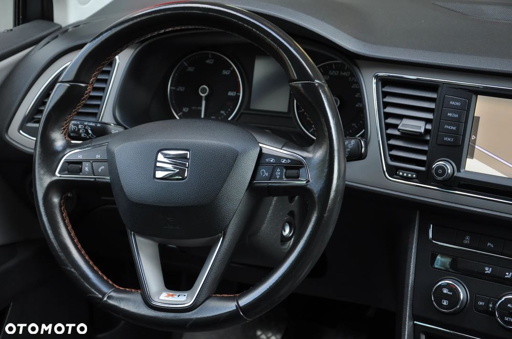 Seat Leon Sportstourer 1.6 TDI Start&Stop X-Perience - 22
