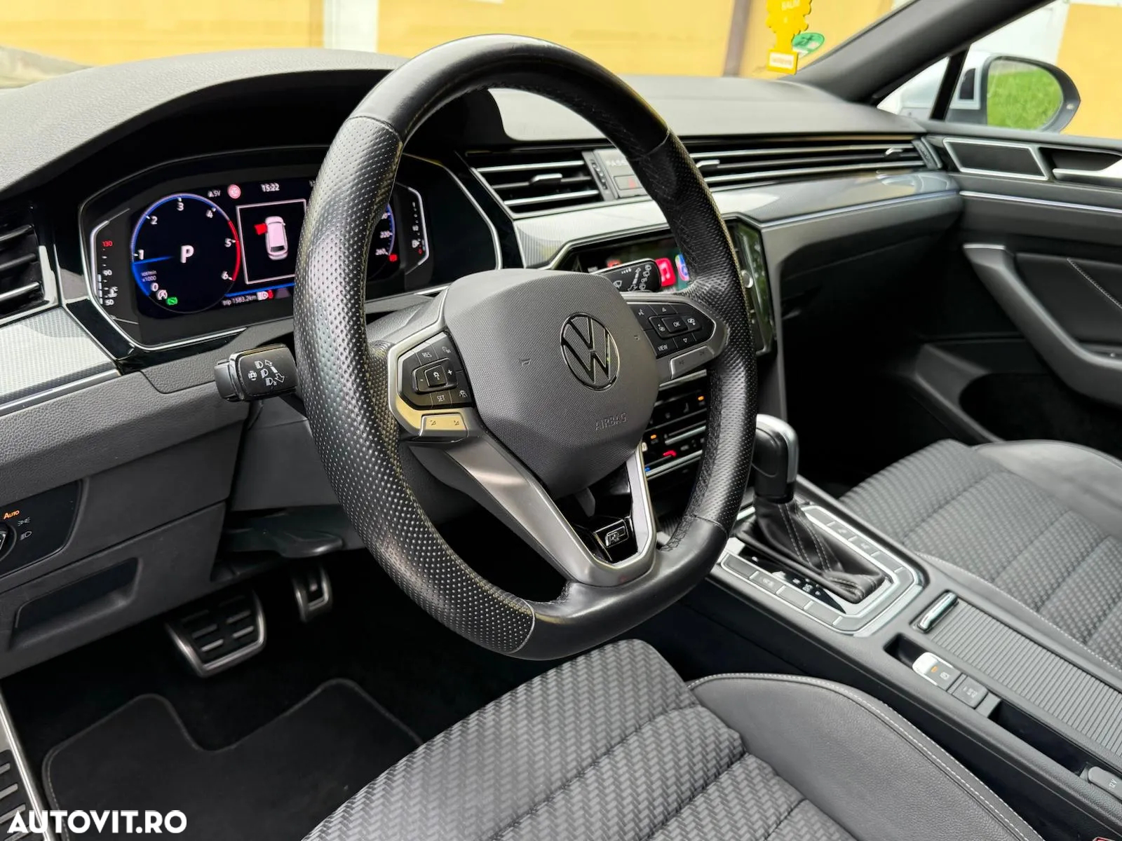 Volkswagen Passat Variant 2.0 TDI SCR DSG Business - 28