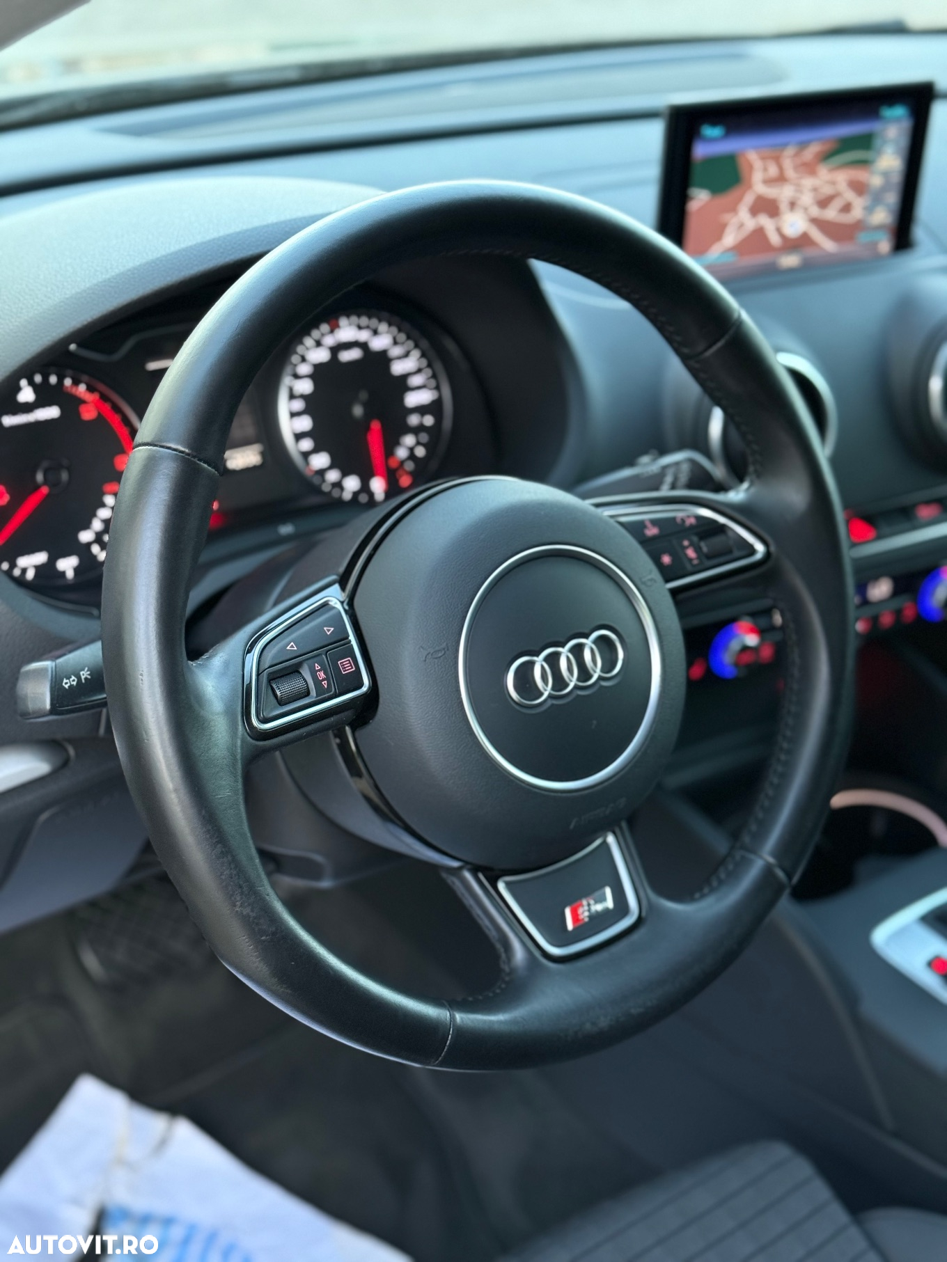 Audi A3 2.0 TDI Sportback S tronic S line Sportpaket - 14