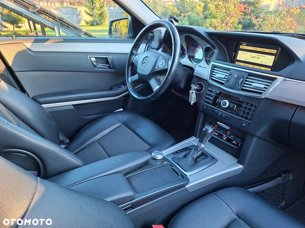 Mercedes-Benz Klasa E 250 CDI DPF BlueEFFICIENCY Automatik Avantgarde - 16