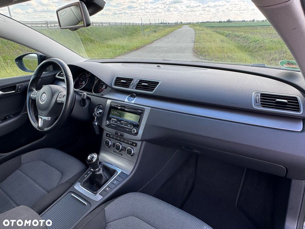 Volkswagen Passat 1.4 TSI BlueMotion Technology Exclusive - 28