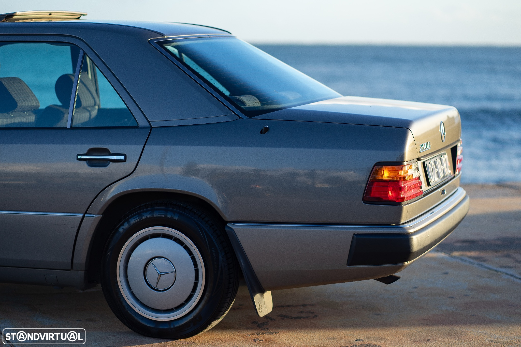 Mercedes-Benz E 250 - 8