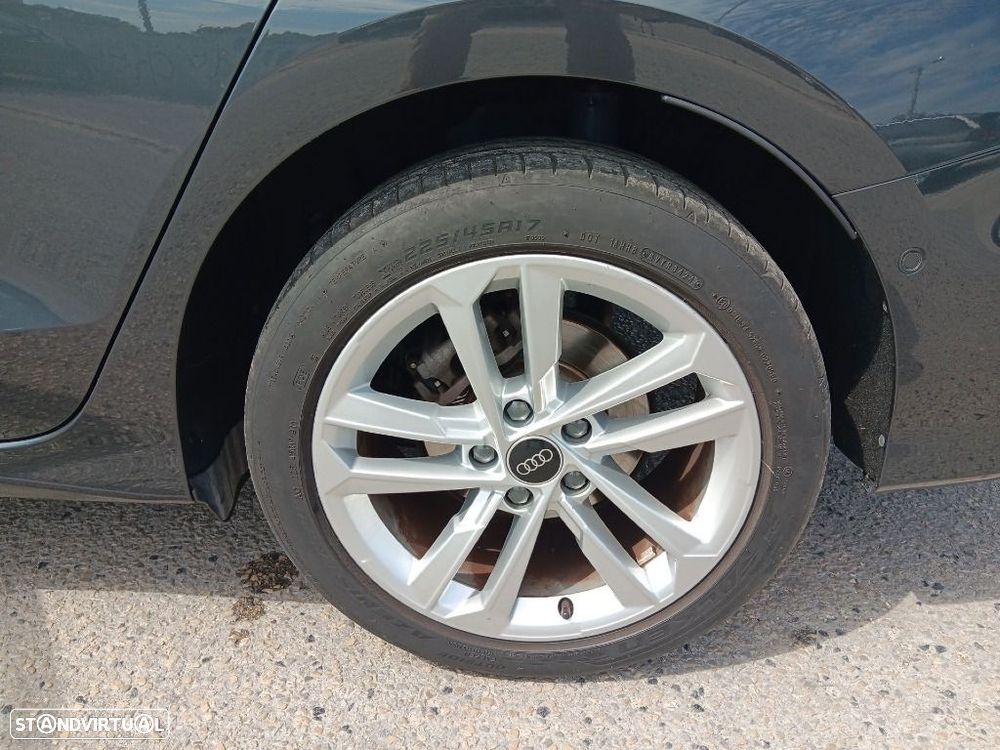 Audi A3 Limousine 30 TFSI Advanced S tronic - 32