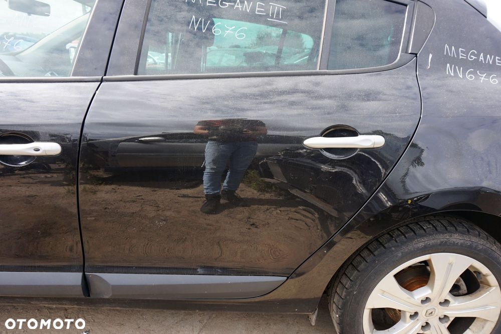 DRZWI TYLNE LEWE MEGANE III PH1 5D HB NV676  CZARNY RENAULT 2008-2010 - 3