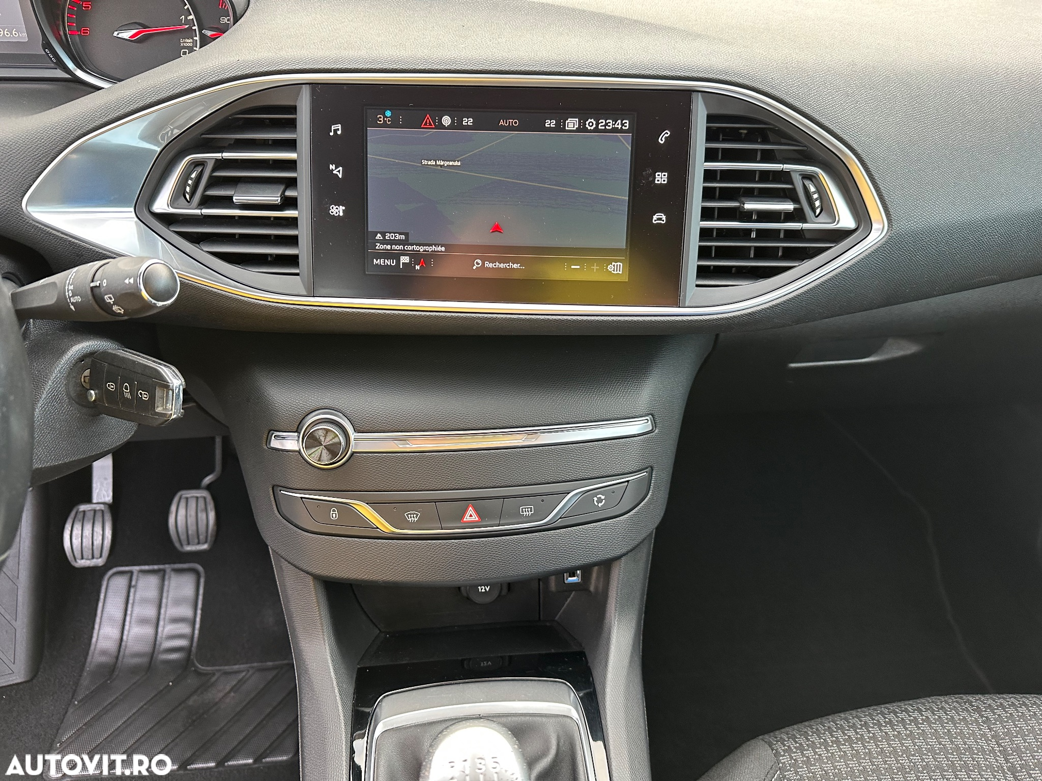 Peugeot 308 BlueHDi FAP 120 Stop & Start Active - 19