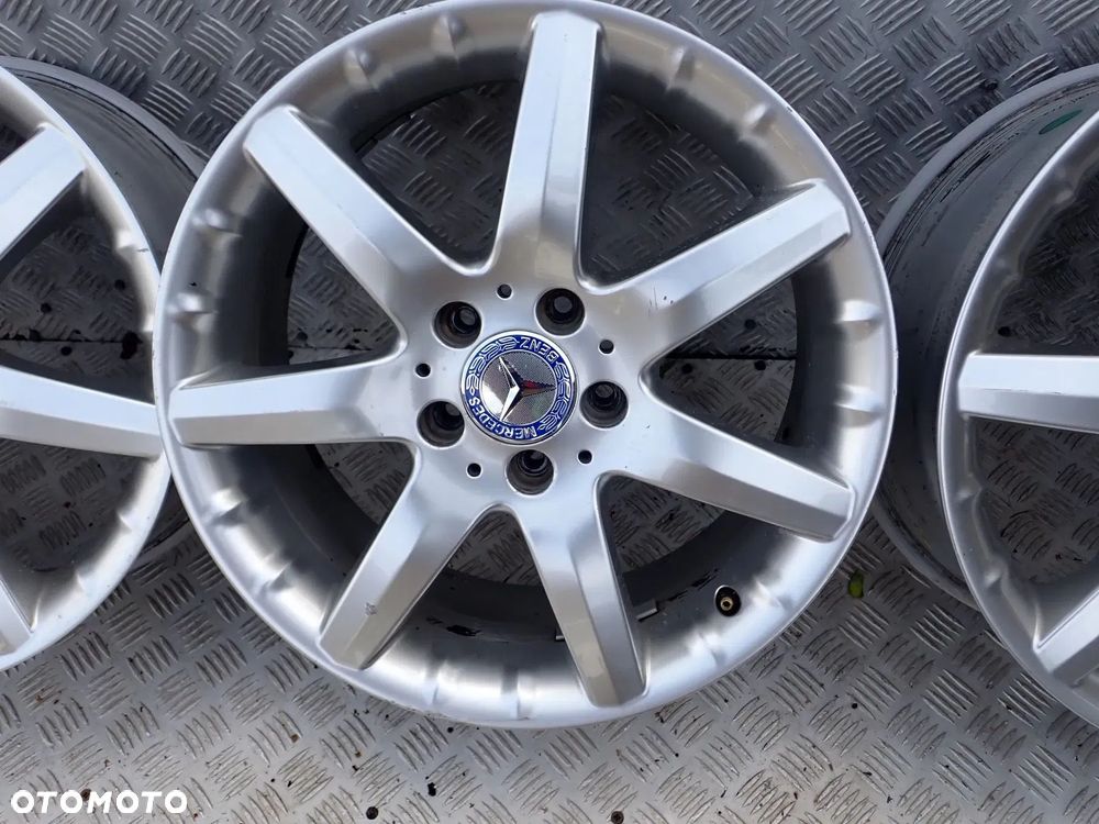 FELGI ALUMINIOWE MERCEDES A2034011802 7,5JX17 ET 37 - 7