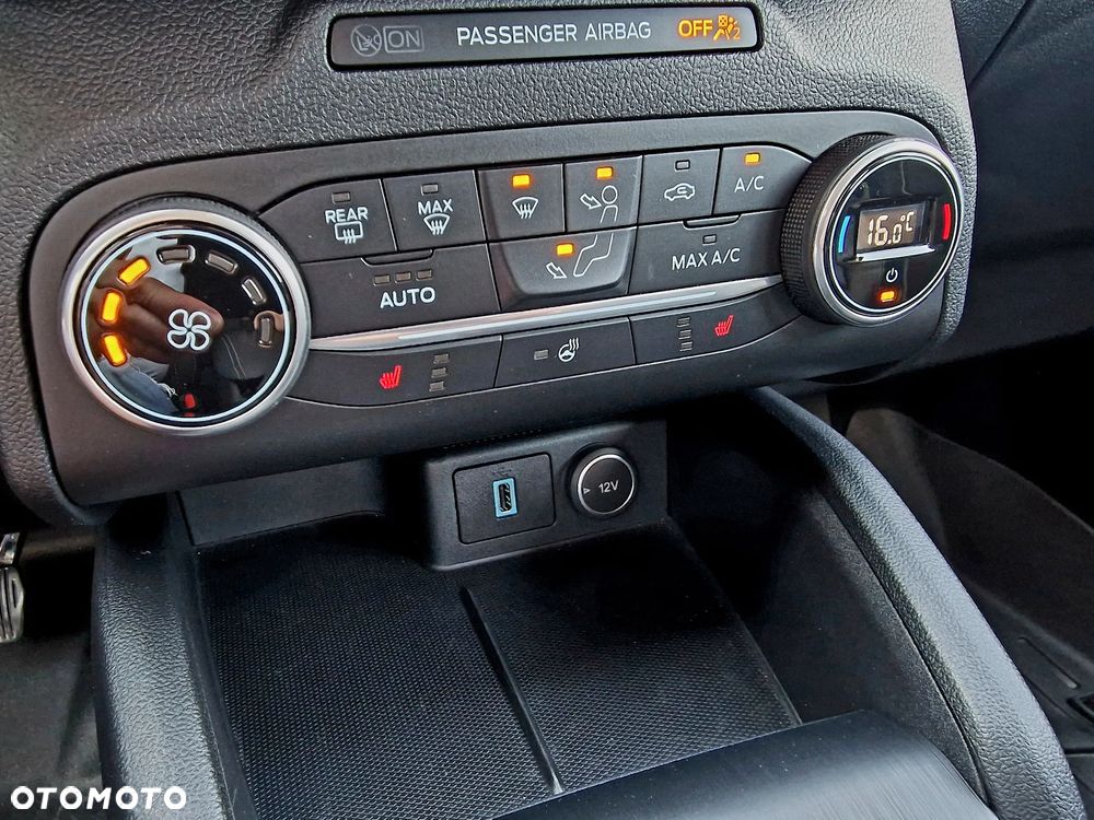 Ford Kuga 2.0 EcoBoost AWD Titanium ASS - 24