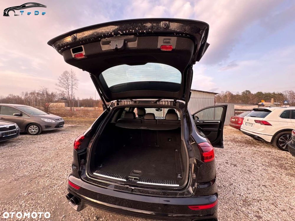 Porsche Cayenne Diesel Platinum Edition - 40