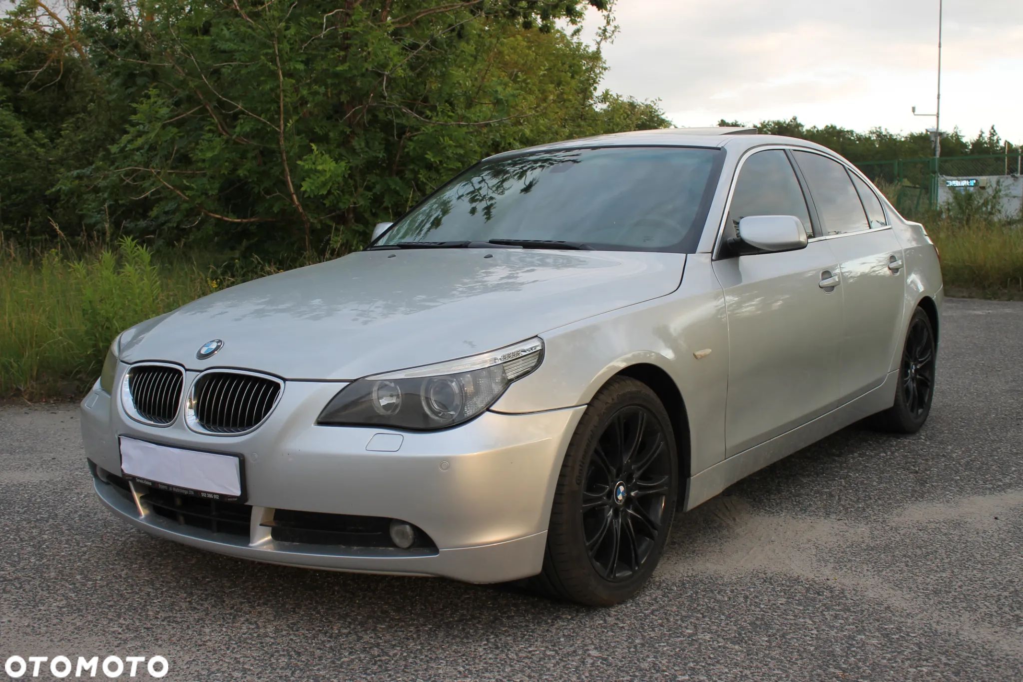 BMW Seria 5 523i - 1