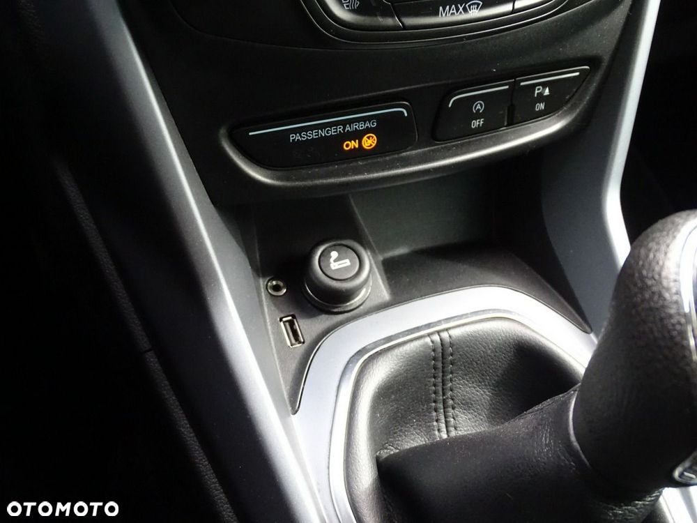Ford B-MAX - 24