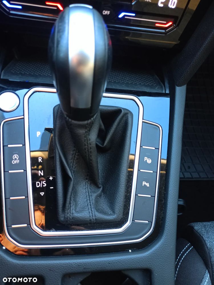 Volkswagen Passat Variant 2.0 TDI BMT Comfortline DSG - 28