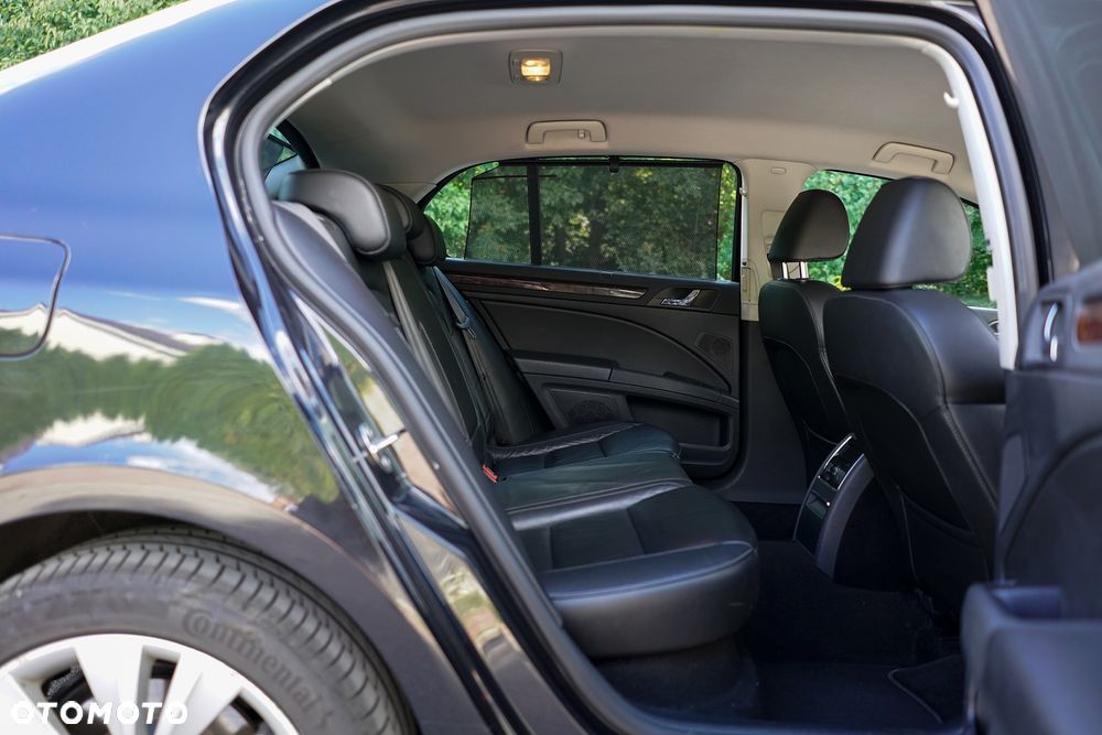 Skoda Superb 2.0 TDI Elegance - 15