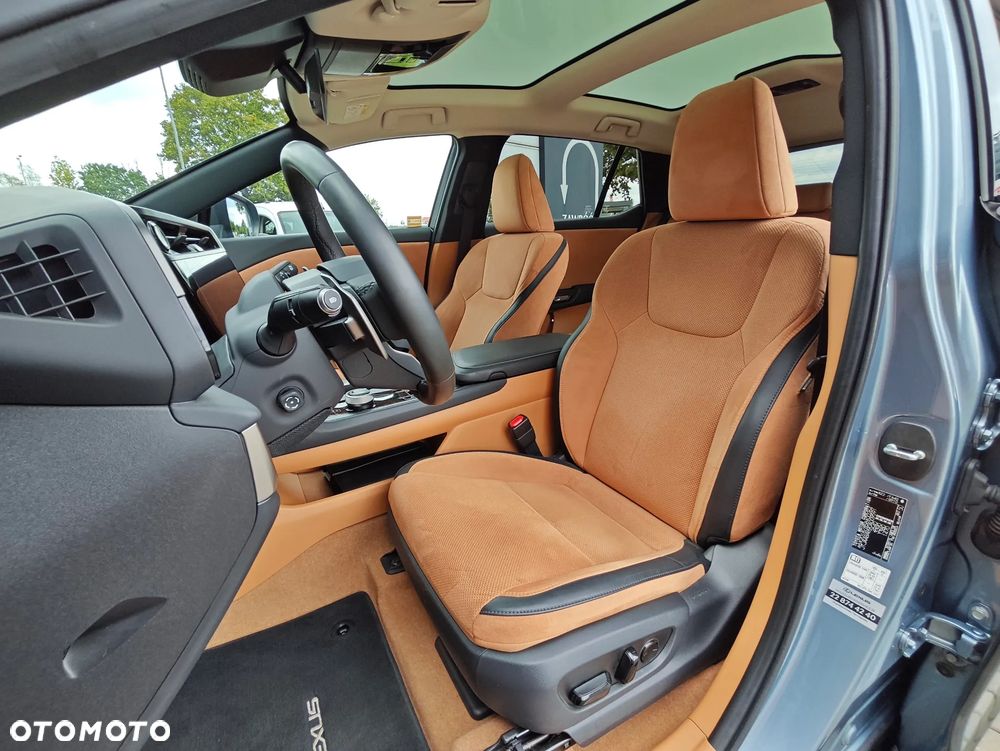 Lexus RZ 450e Omotenashi DIRECT4 - 13