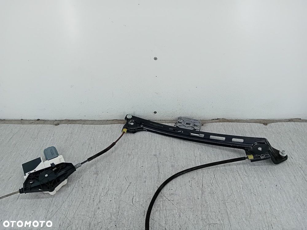 PODNOŚNIK SZYBY LEWY TYŁ VW PASSAT CC 3C8959703B  1K09597950 - 2