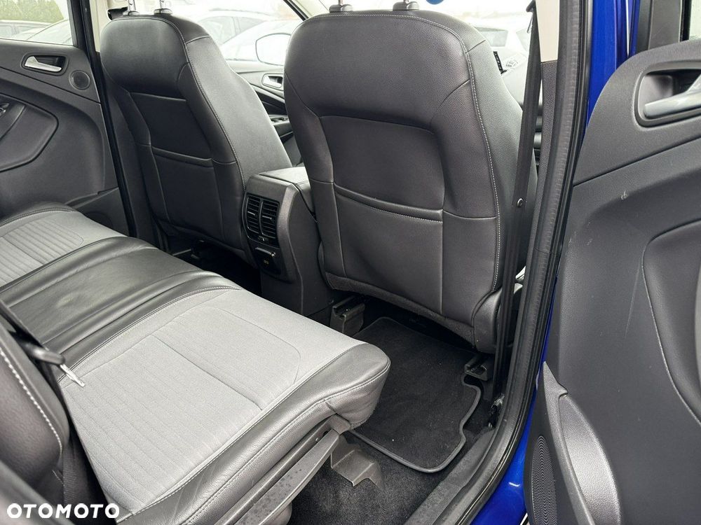 Ford Kuga 2.0 TDCi 4x2 Titanium - 14