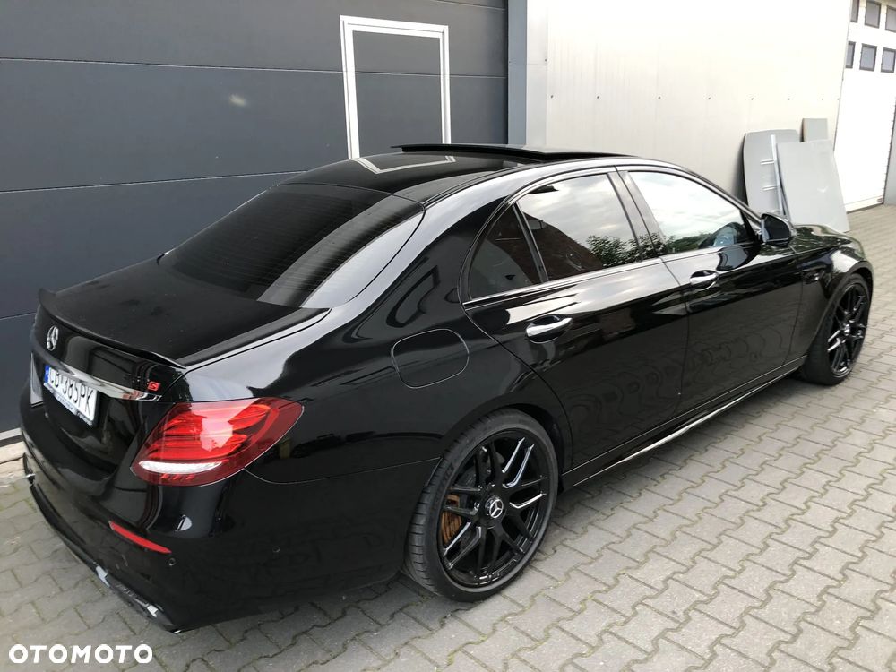 Mercedes-Benz Klasa E AMG 63 S 4-Matic+ - 6