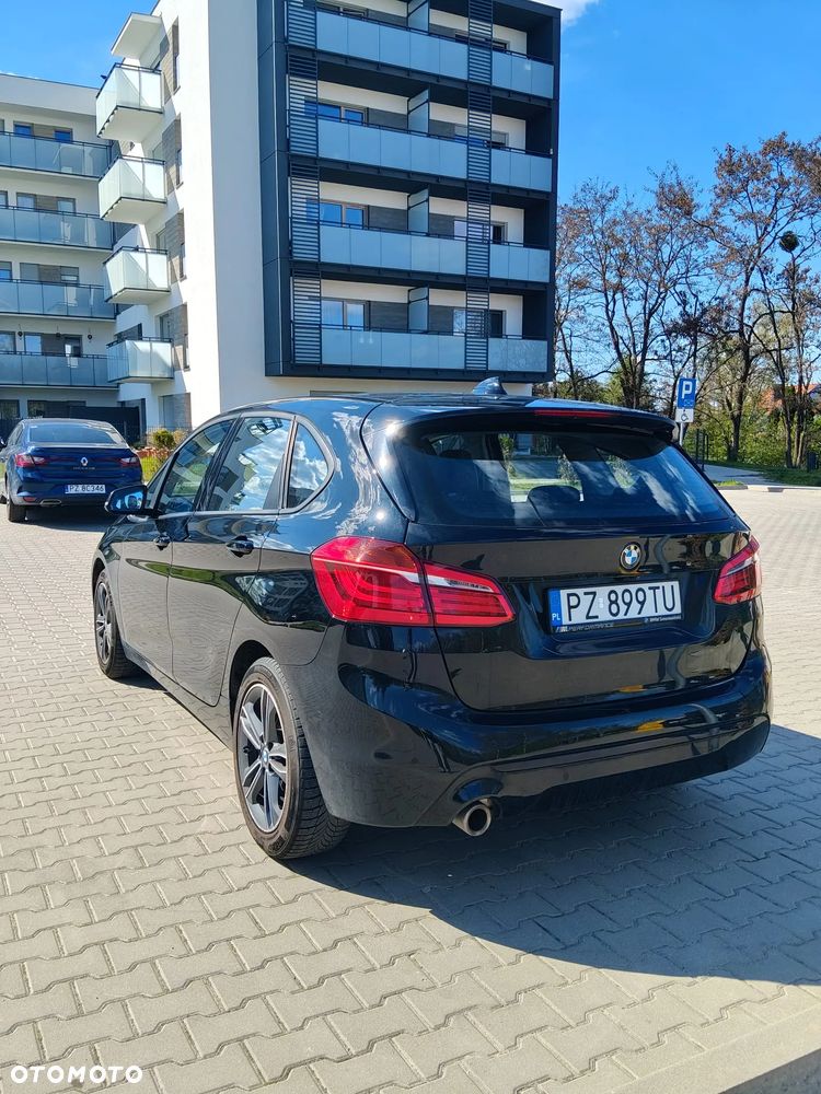 BMW Seria 2 218i - 8