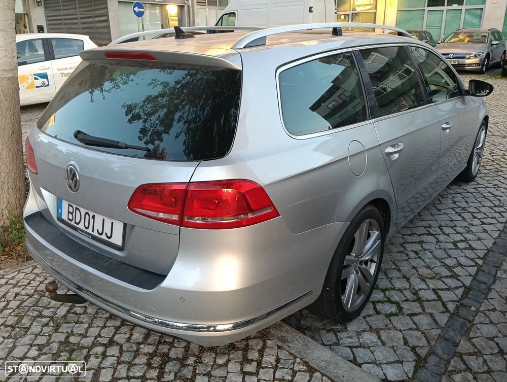 VW Passat Variant 2.0 TSI DSG Highline - 12