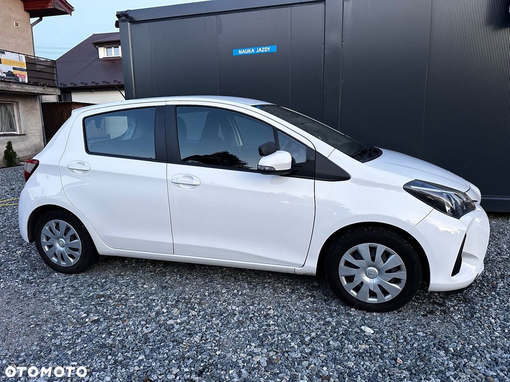 Toyota Yaris - 1