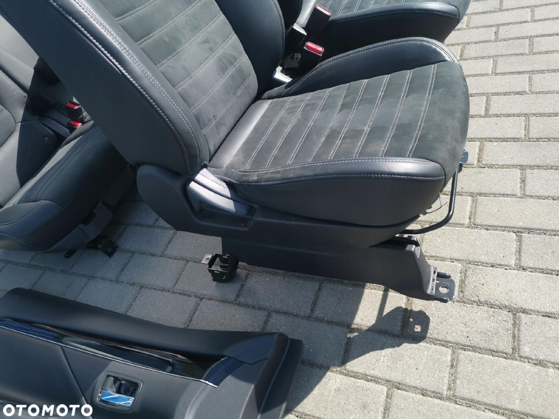 MITSUBISHI OUTLANDER III LIFT 2018 KOMPLET FOTELI Z BOCZKAMI FOTELE BOCZKI - 7