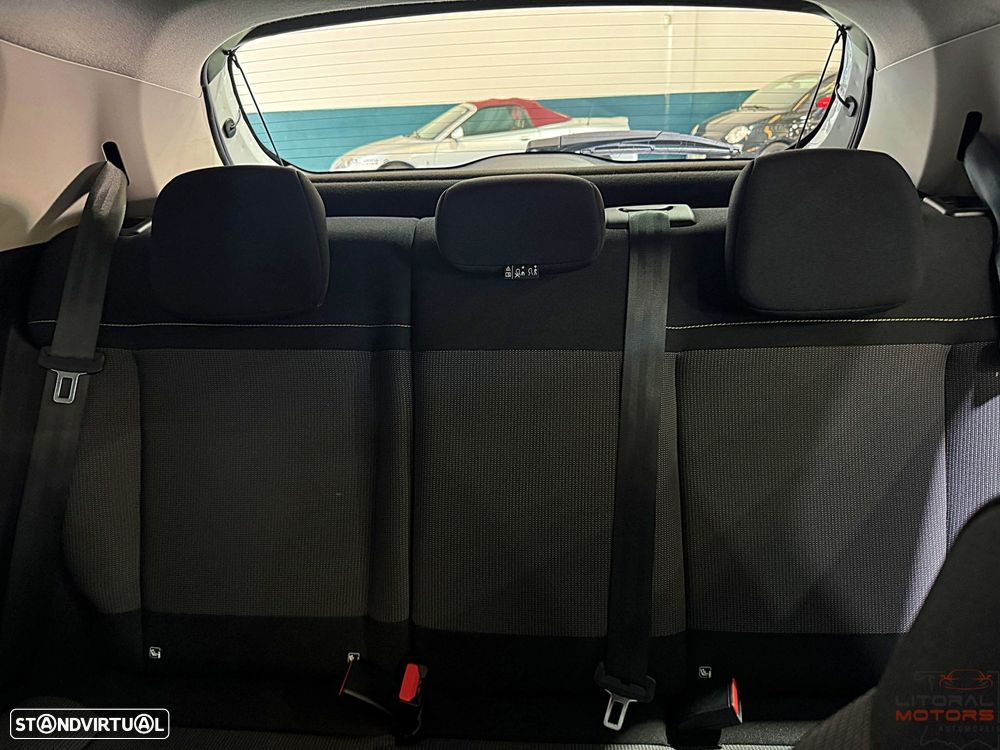 Citroën C3 1.2 PureTech Plus - 37