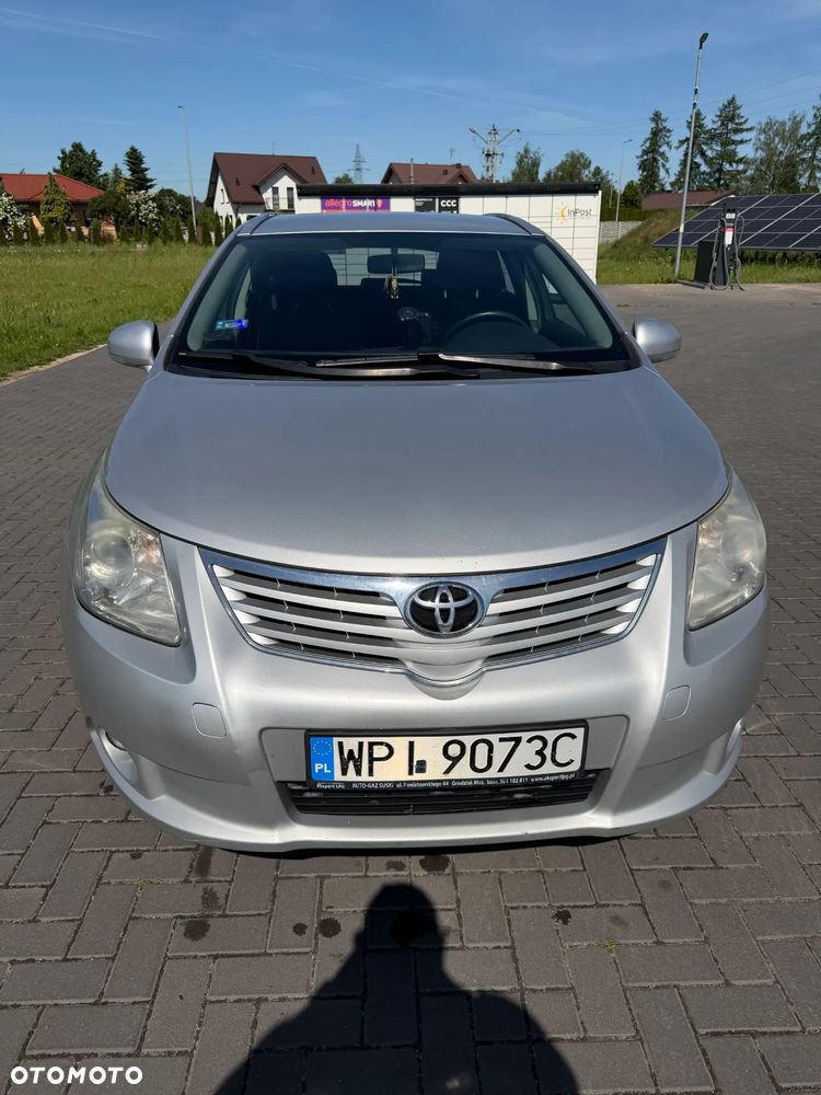 Toyota Avensis 1.8 Sol plus NAVI - 15