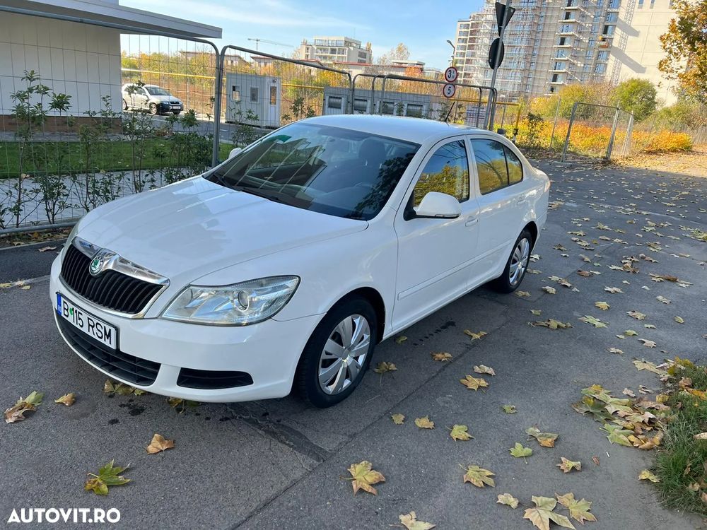Skoda Octavia ver-1-6-tdi-ambition-dsg - 1