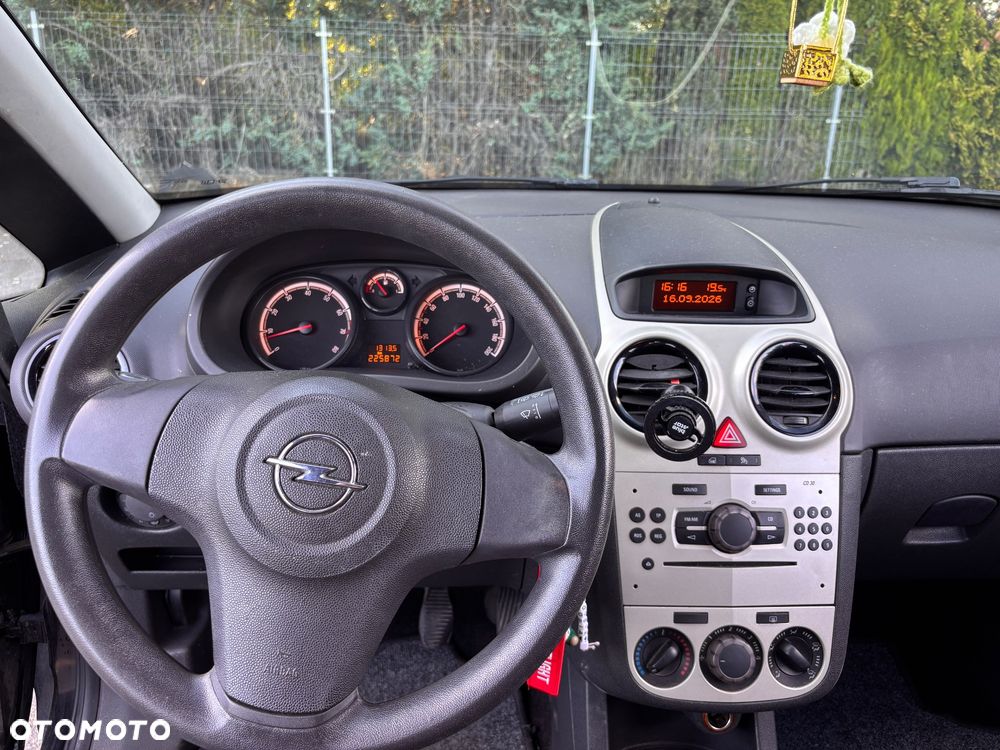 Opel Corsa 1.2 16V Enjoy - 6