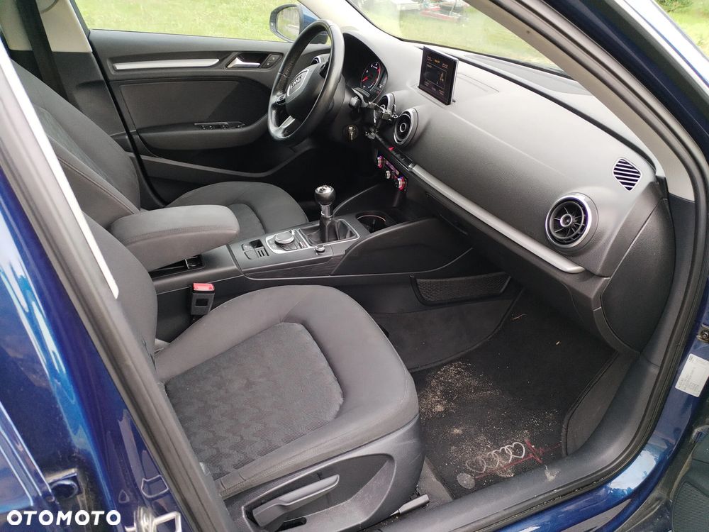 Audi A3 Sportback - 10