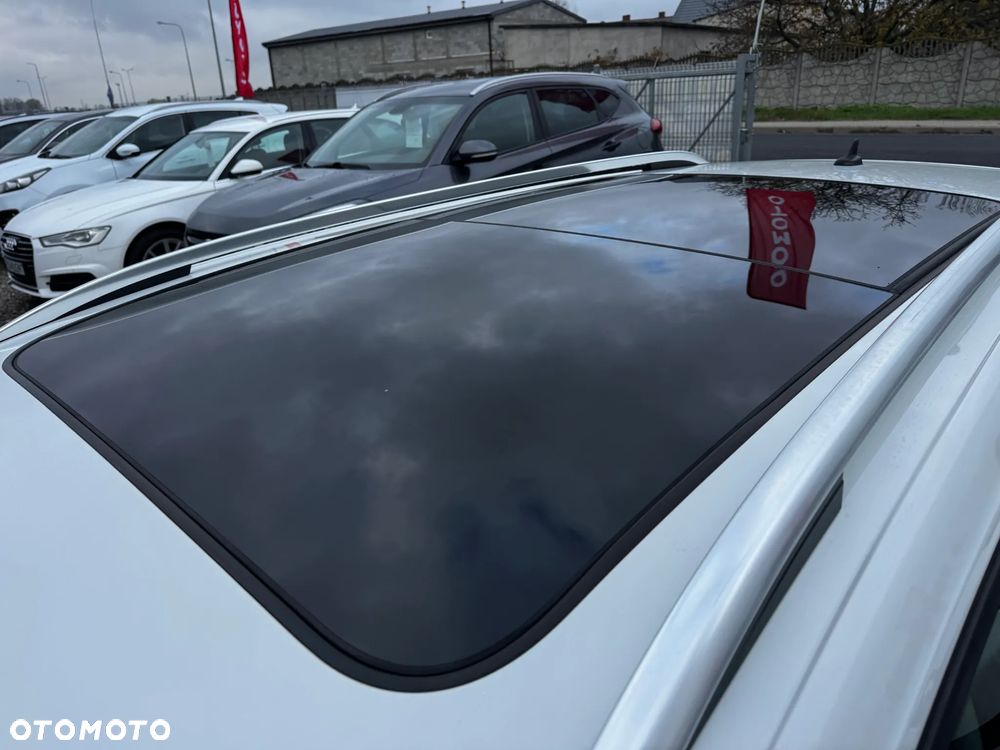 Volkswagen Golf 1.5 TSI ACT DSG Sound - 12