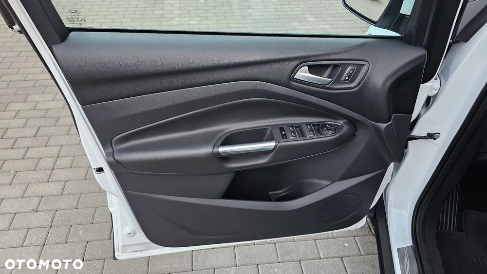 Ford Kuga 2.0 TDCi 2x4 Cool & Connect - 7