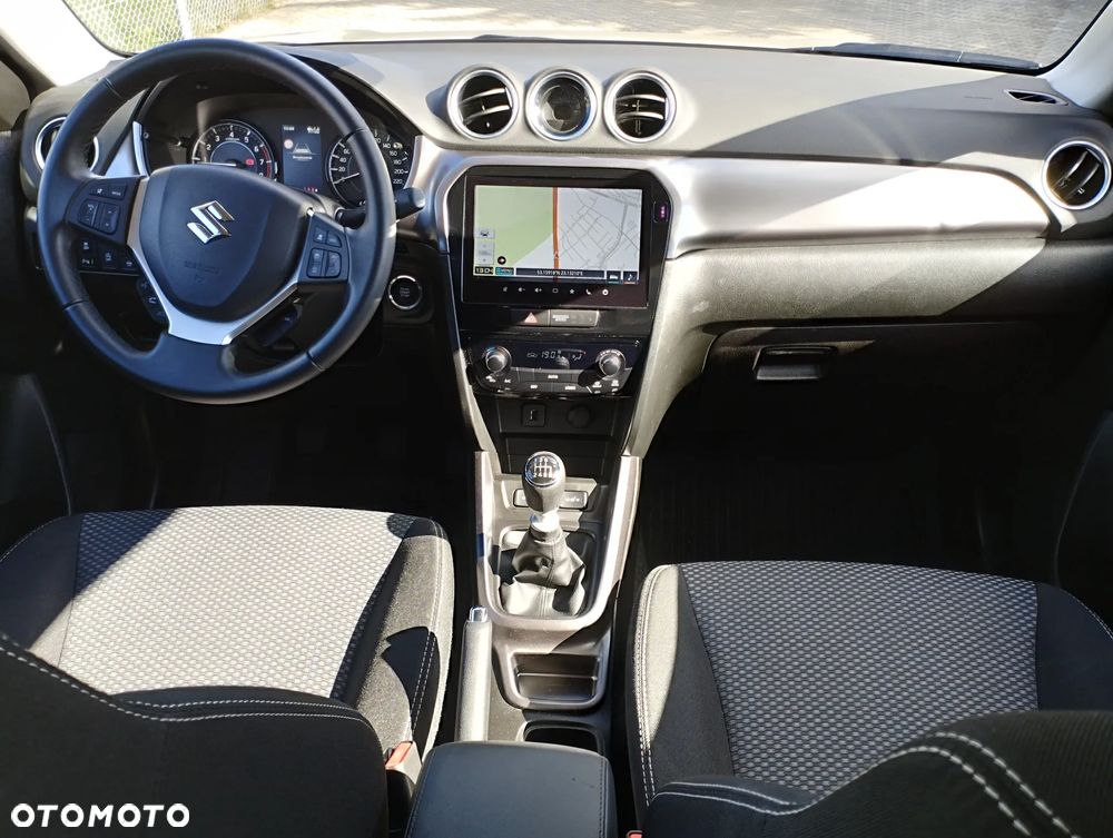 Suzuki Vitara 1.4 Boosterjet mHEV Premium Plus 2WD - 10