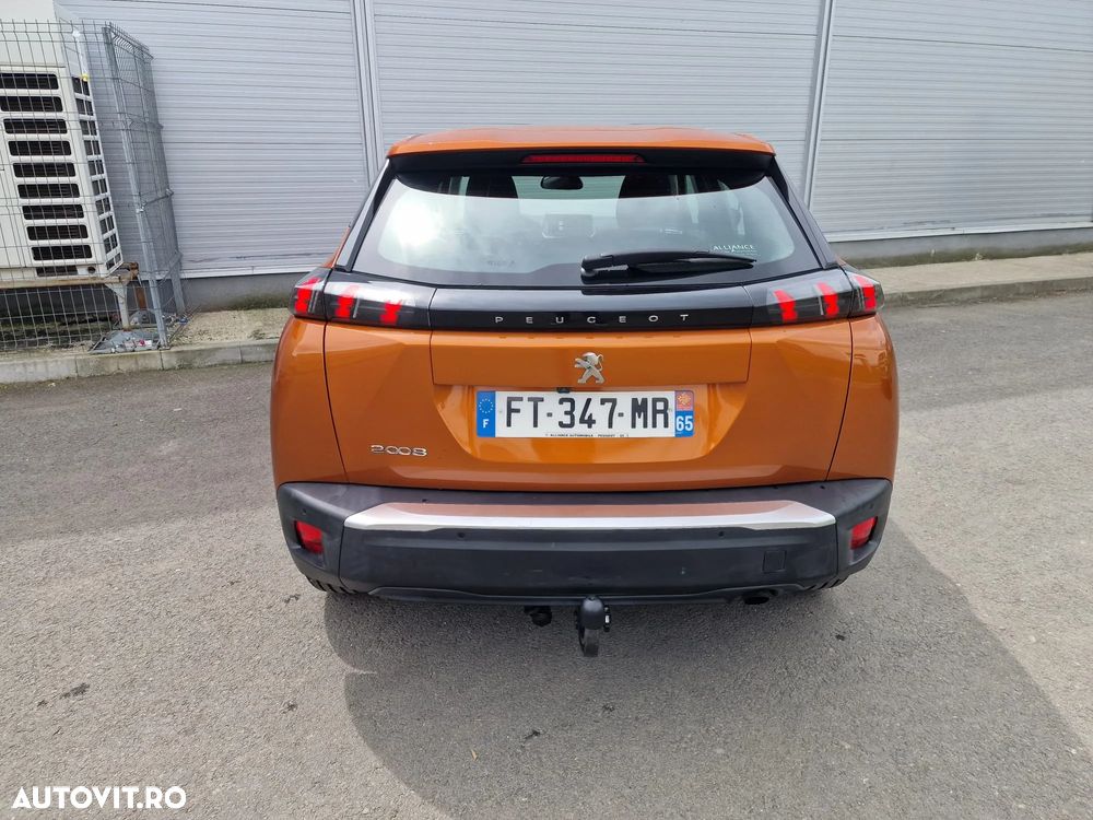 Peugeot 2008 BlueHDi 100 STOP & START Allure - 38