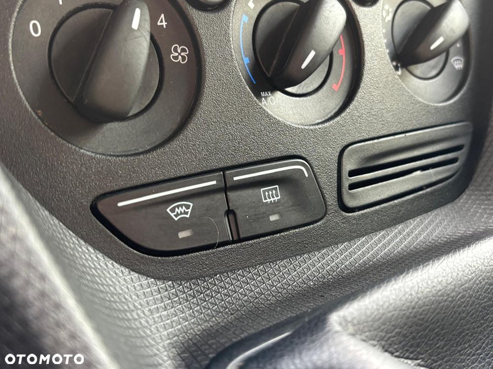 Ford TRANSIT CONNECT - 30