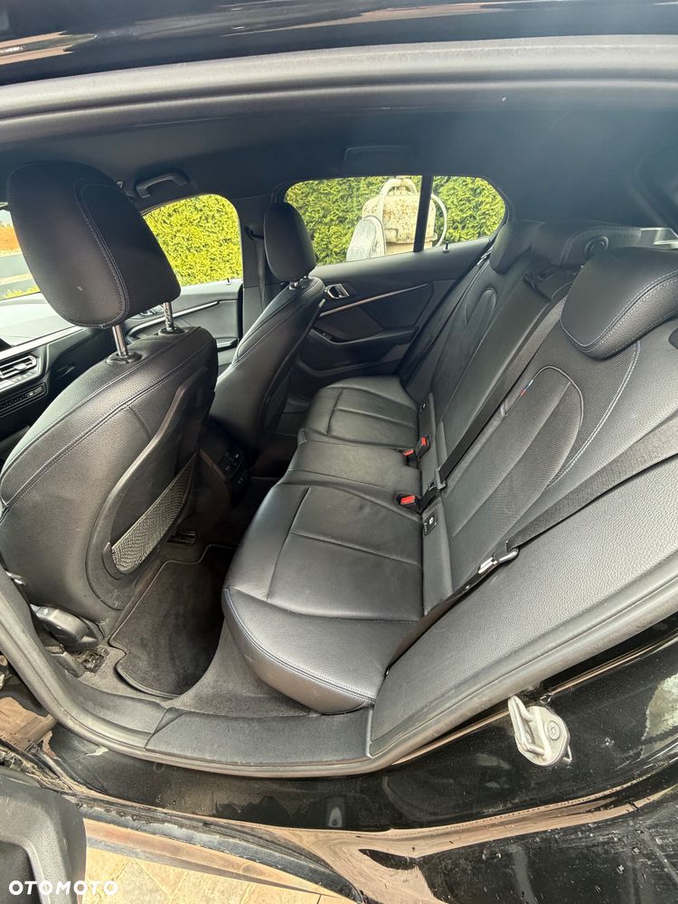 BMW Seria 1 120d xDrive M Sport - 13