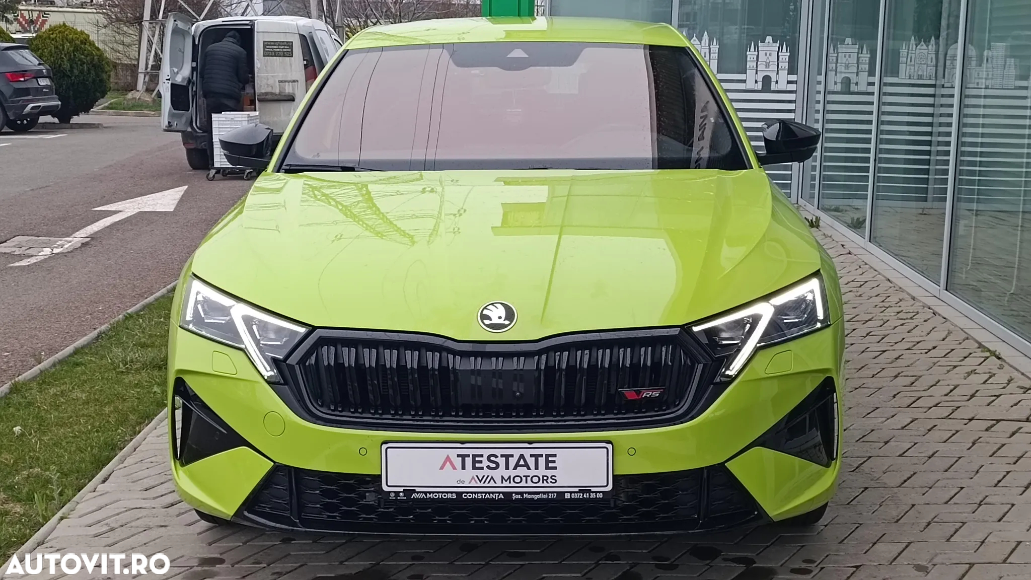 Skoda Octavia 2.0 TSI 265 CP DSG RS - 2