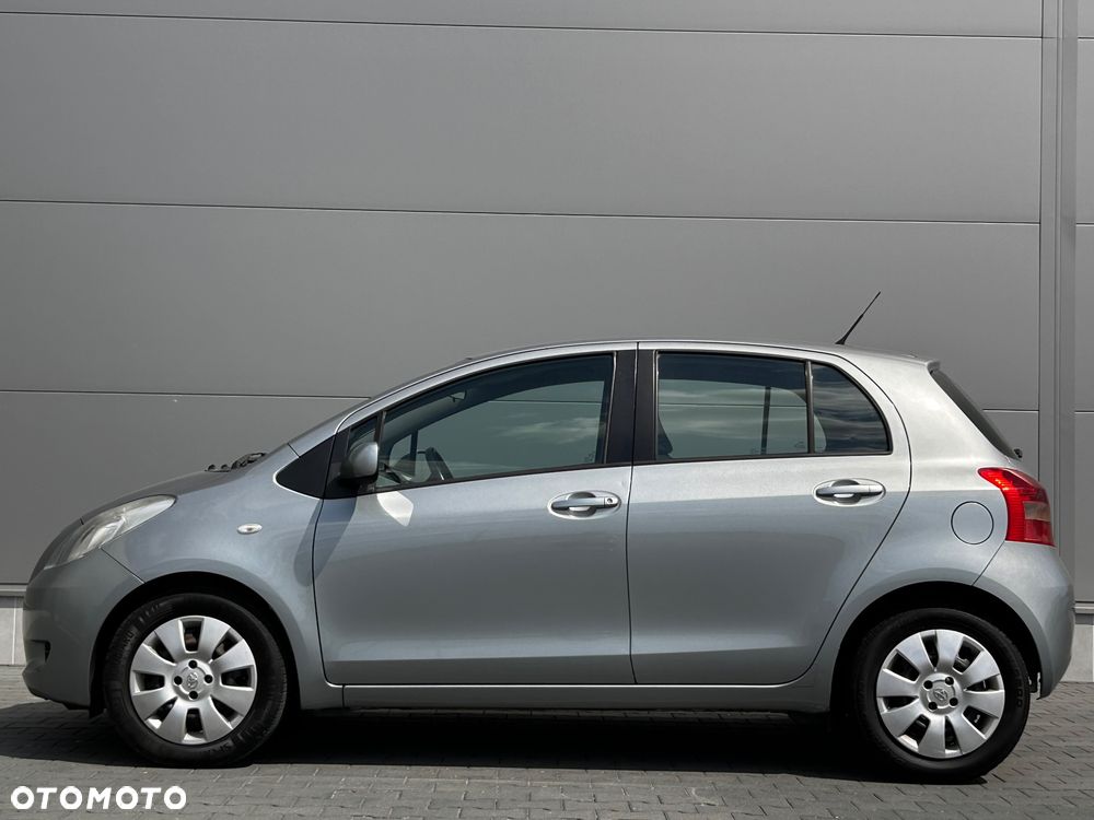 Toyota Yaris 1.3 Sol - 14