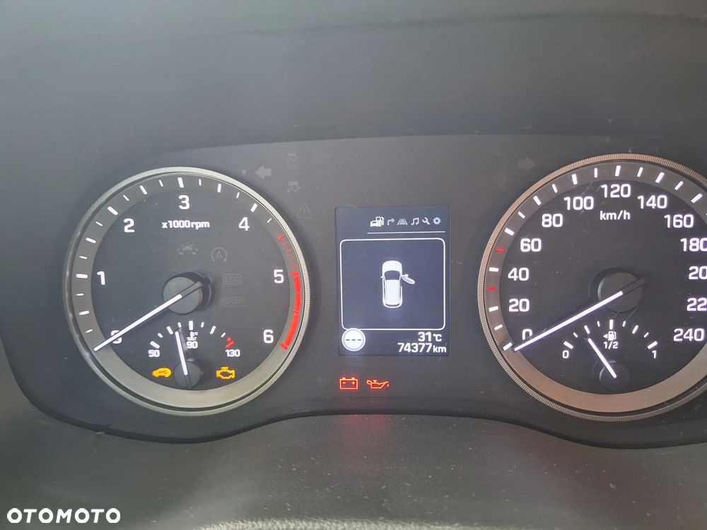 Hyundai Tucson - 12