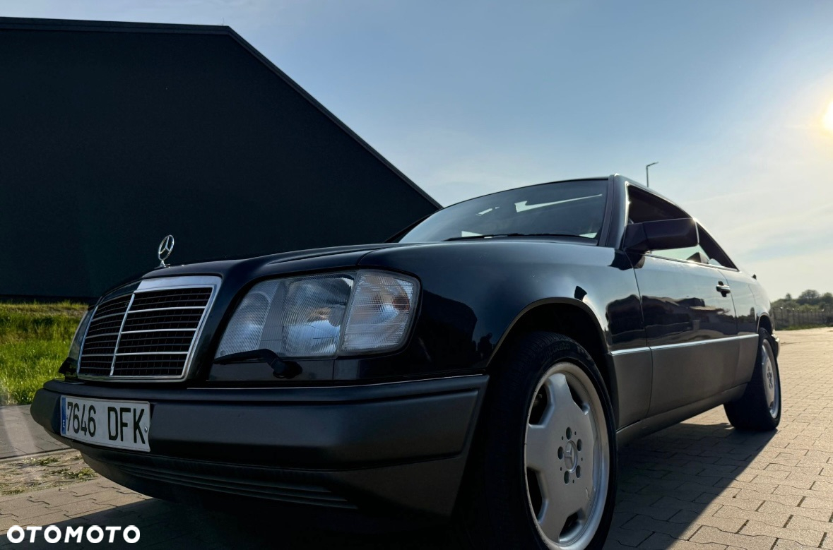 Mercedes-Benz Klasa E 320 - 10