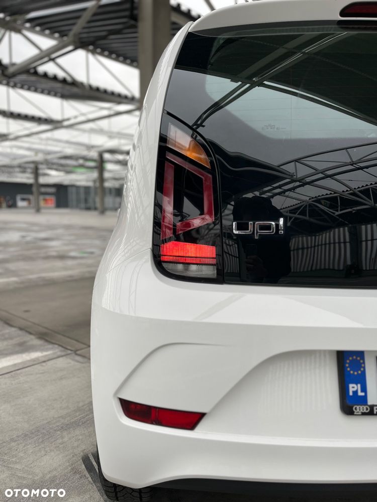 Volkswagen up! 1.0 move - 13