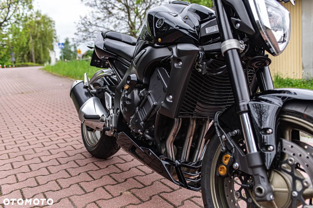 Yamaha FZ - 25