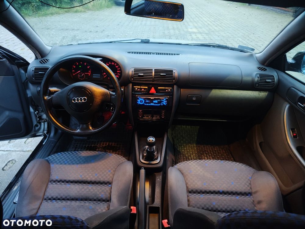 Audi A3 Sportback - 8