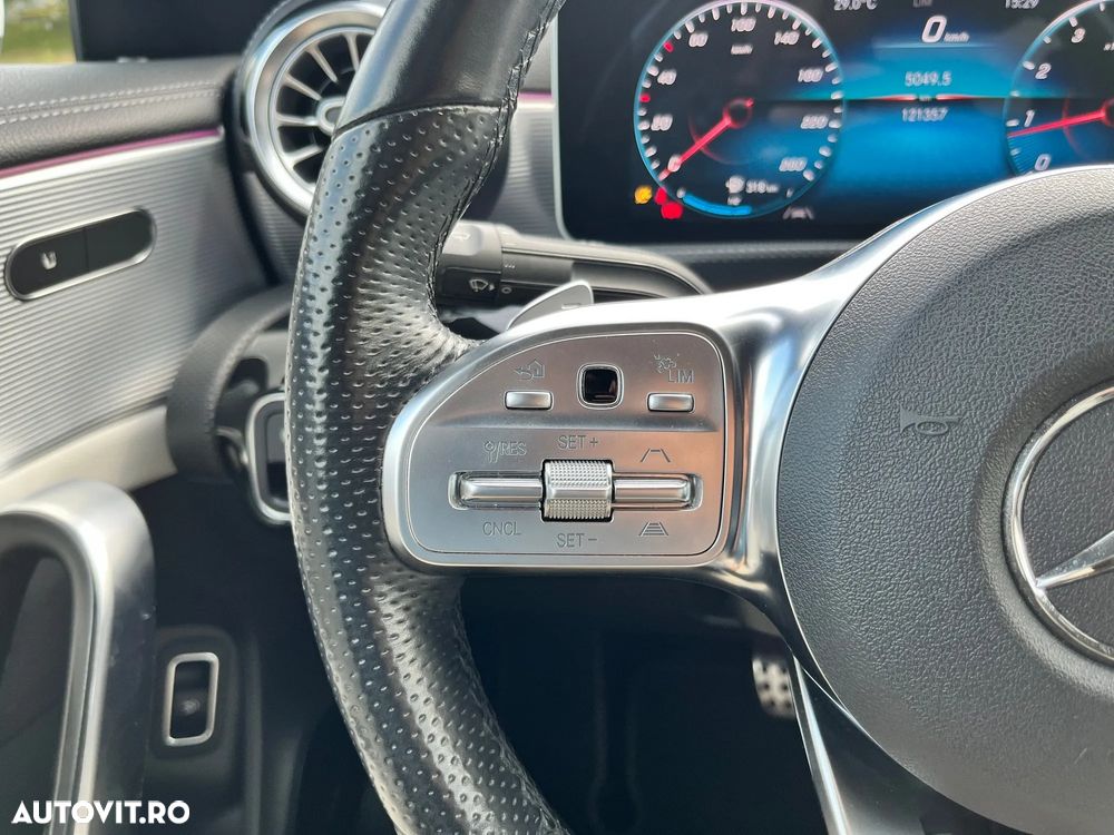 Mercedes-Benz CLA 200 - 18