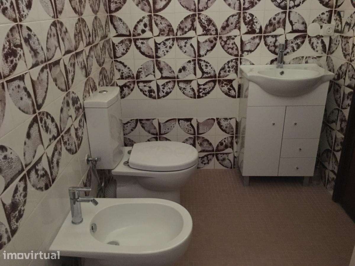 Apartamento com 1 quartos - localizado em Cedofeita Porto - Grande imagem: 2/9