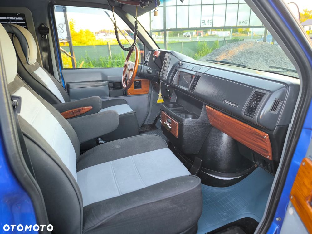 Chevrolet Astro - 16