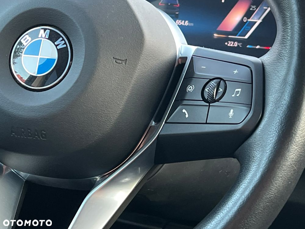 BMW X1 sDrive18d sport - 20